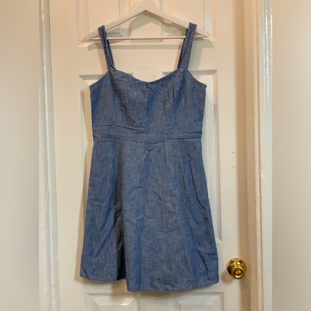 GAP Short denim dress size 8
